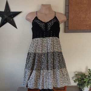 SzXXL Eyeshadow Floral Crochet Babydoll Mini Dress